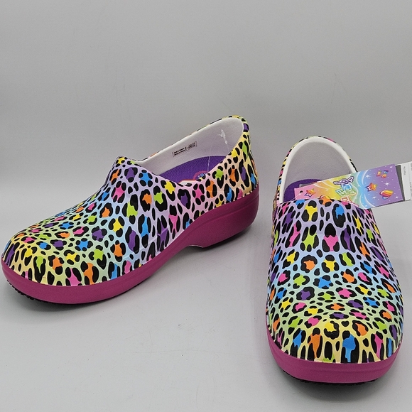 NEW Lisa Frank × CROCS nonmarking, slip resistant cheetah print  clogs size 7 - Picture 7 of 15